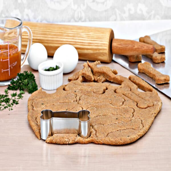 Delicious And Nutritious Dog Biscuits With Pumpkin Recipe   Ingredients And Equipment Youll Need For Your Dog Biscuits With Pumpkin Recipe 600x600 