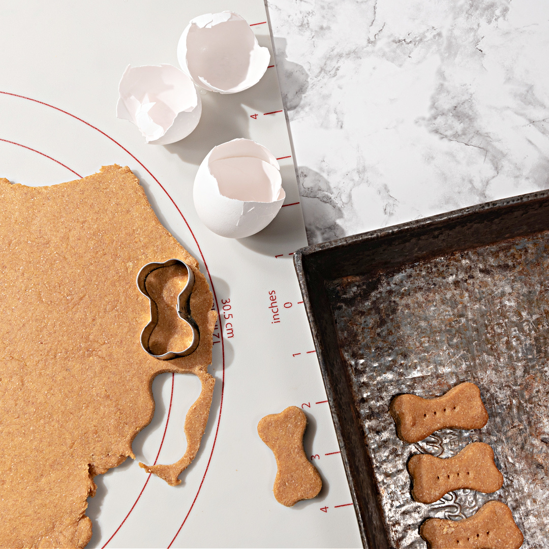 Step-by-Step Instructions to Make Delicious Homemade Dog Biscuits with Pumpkin
